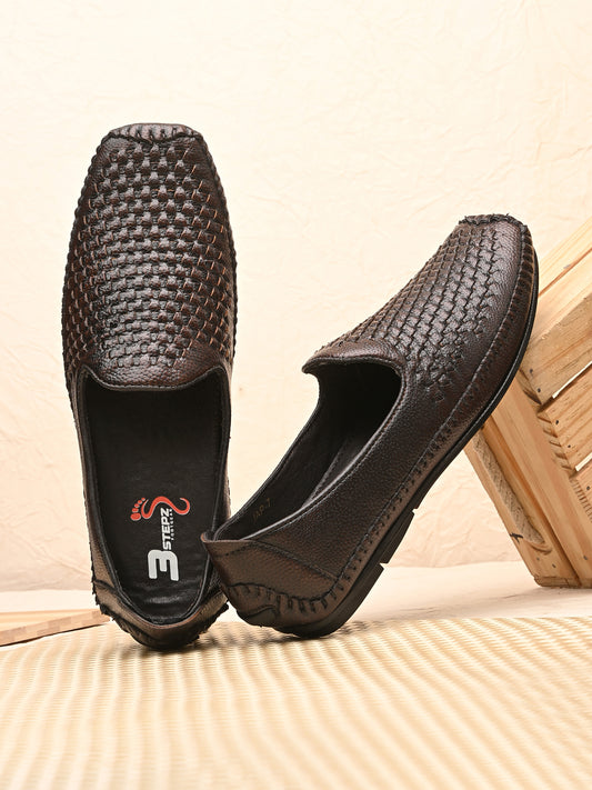 Men’s Premium Woven-Texture Slip-On Loafers | Stylish Coffee Brown Driving Moccasins for Everyday Comfort