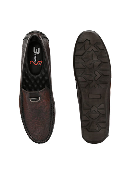 Men's Classic Pebbled Leather Driving Loafers in Brown and Black